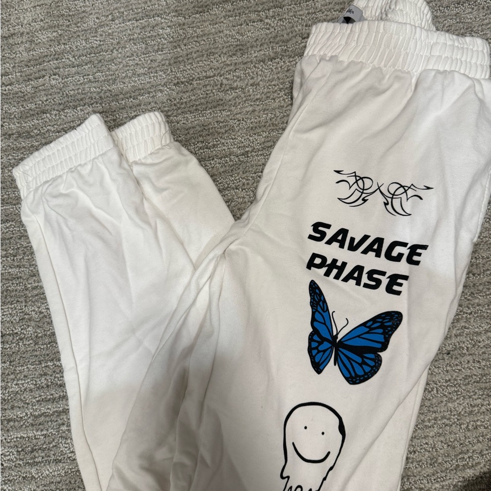 Adika graphic joggers